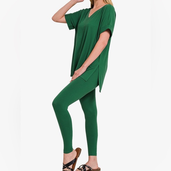 NWT Zenana PLUS + REG Size Green Short Sleeve Slit T-Shirt + Leggings Lounge Set - Picture 3 of 3
